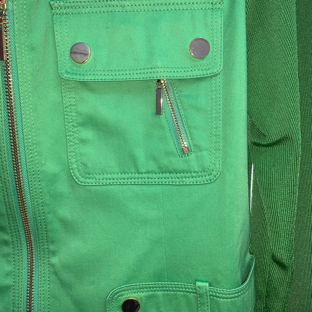 Peter Nygard Women's Size S Petite Lime Green Zip